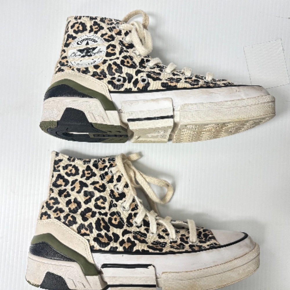 CONVERSE CHUCK TAYLOR HI-TOP - LEOPARD PRINT -LADIES - Picture 3 of 9